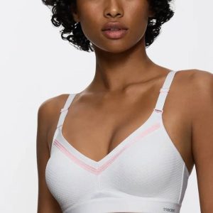 Sports bra model 229342 Triumph