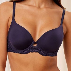 Padded bra model 230236 Triumph